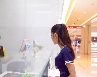 AISS爱丝(钻石版) – 一点都不无聊的职业装：亚美依高清写真集里全玩出新花样！