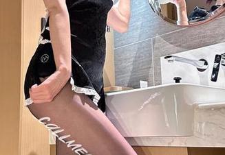 微密圈 – 要不要来一组Callmecandy的定制裤里丝图片？保证让你流连忘返！