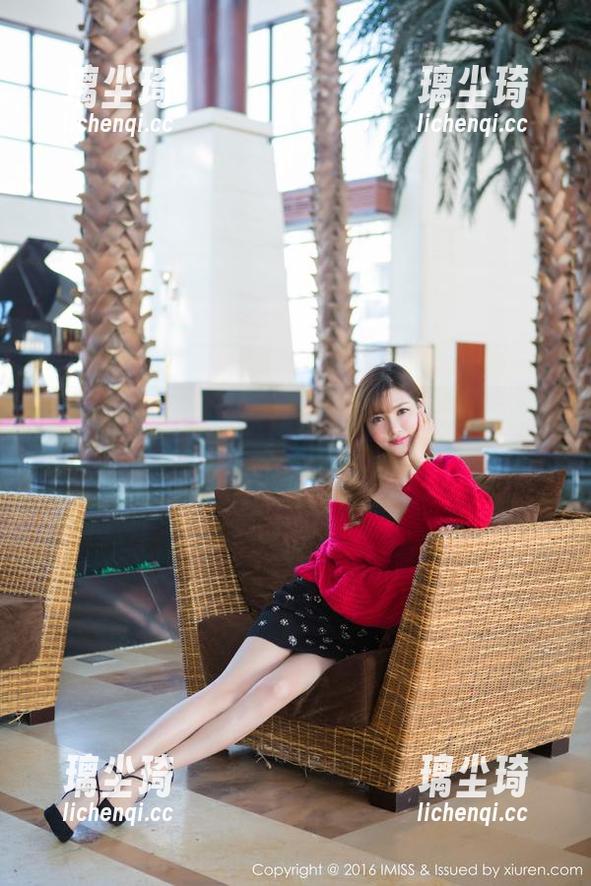 IMiss爱蜜社-王沫儿SaSa IMiss爱蜜社 - 每天一套新造型,王沫儿SaSa的内衣图包下载必备!