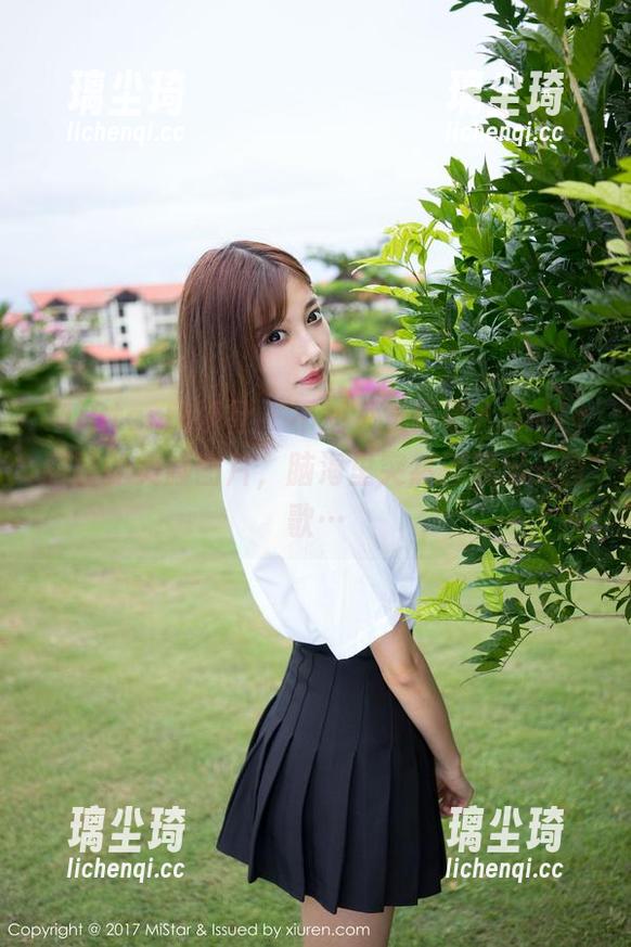 MiStar魅妍社 - 不知不觉盯着Ashely丽丽的美脚图片，脑海里突然浮现出一首歌…