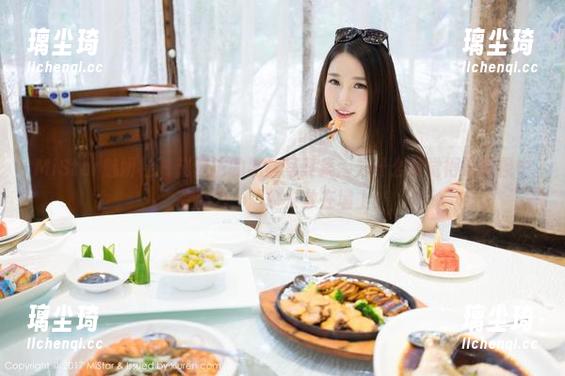 MiStar魅妍社-赵梦洁 MiStar魅妍社 - 赵梦洁的黑丝写真集:为什么我觉得这图像中有魔力,想拿去放在墙上!