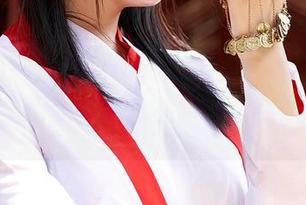 MiiTao蜜桃社 – 袭来的鬼魅气息：缇娜美Tinami连衣裙私拍套图让我欲罢不能。