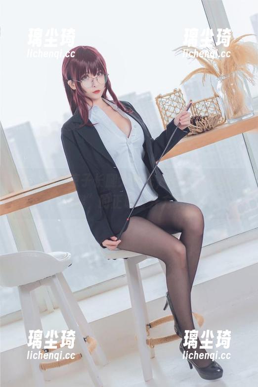 Rioko凉凉子 Rioko凉凉子长腿大曝光,分享一下这等“腿”的正确打开方式!