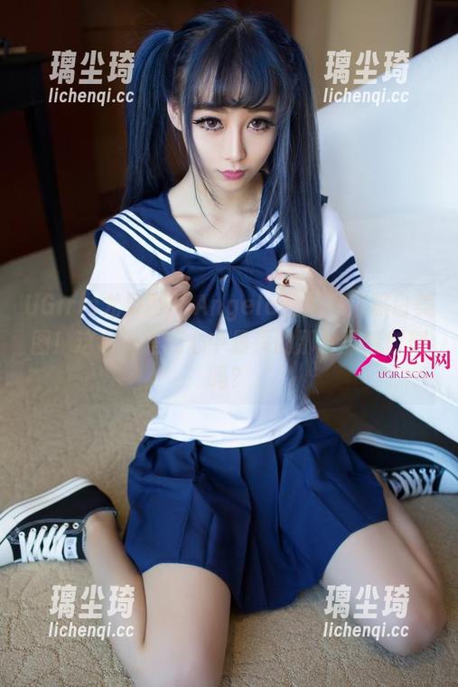 UGirls尤果网-Angela楚楚 UGirls尤果网 - Angela楚楚又来黑白美图!这色调是我心中最深的那种柔情时刻吗?