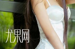 UGirls尤果网 – 作品：于思琪的自拍，指尖触碰过的光影，真真错综复杂