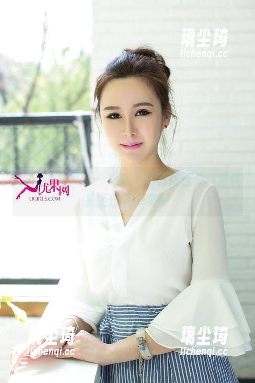 UGirls尤果网-谭晓彤 UGirls尤果网 - 谭晓彤的花嫁图集,难以抗拒的简单美好