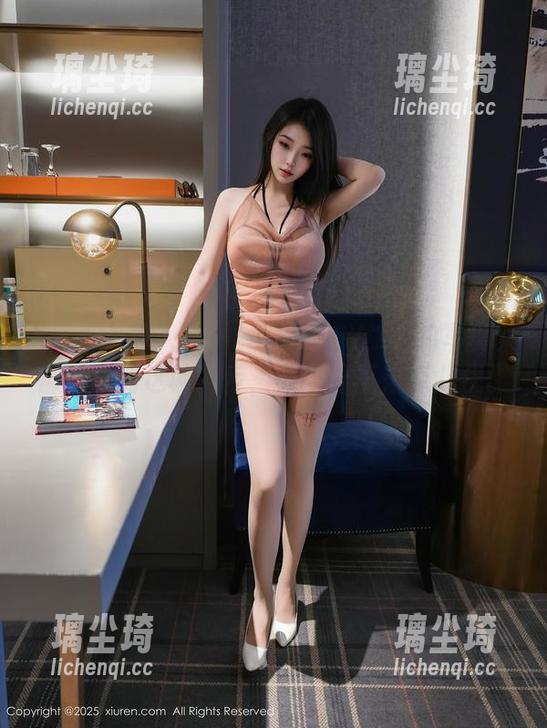 Xiuren秀人网-BABY_柒 Xiuren秀人网 - 如果BABY_柒的写真集都魅惑到这种地步,身段再不来点儿优雅