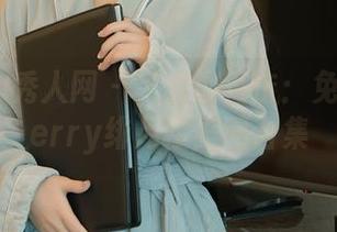 Xiuren秀人网 – 少女心直击：免费的Cherry绯月樱美图合集