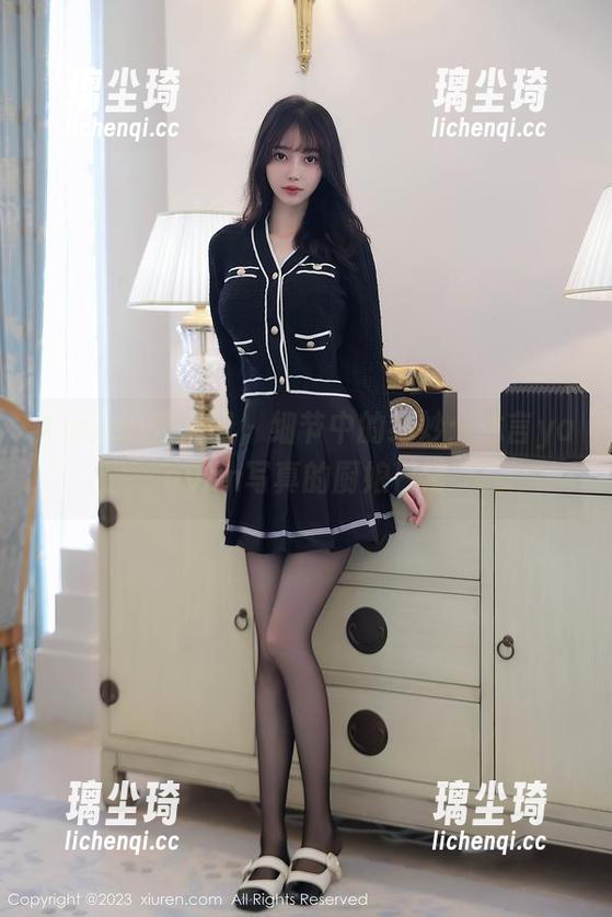 Xiuren秀人网-沐言yanyan Xiuren秀人网 - 细节中的绝妙:沐言yanyan写真的厨娘日常