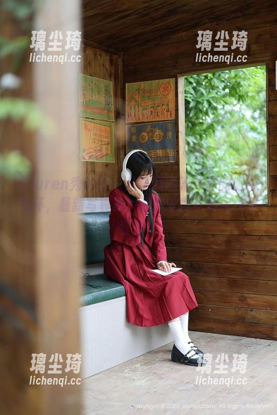Xiuren秀人网 - 从早到晚陪伴你的旅拍情怀，最新写真集，韩静安教你如何优雅狂欢！