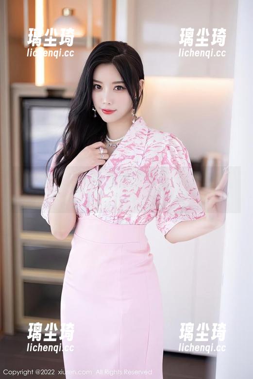 Xiuren秀人网-风景尤美 Xiuren秀人网 - 黑白写真原图:看风景尤美是如何在二色中寻找到人生哲学!