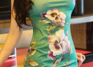 YouMi尤蜜荟 – 娜露Selena的私房高跟鞋：唉，这姿态，怎么这么撩？