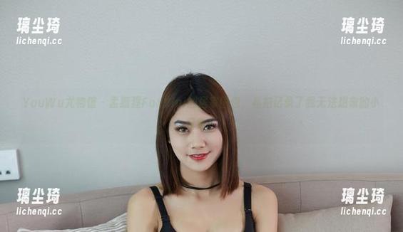 YouWu尤物馆 - 孟狐狸FoxYini的居家图包，私拍记录了我无法想象的小日常！