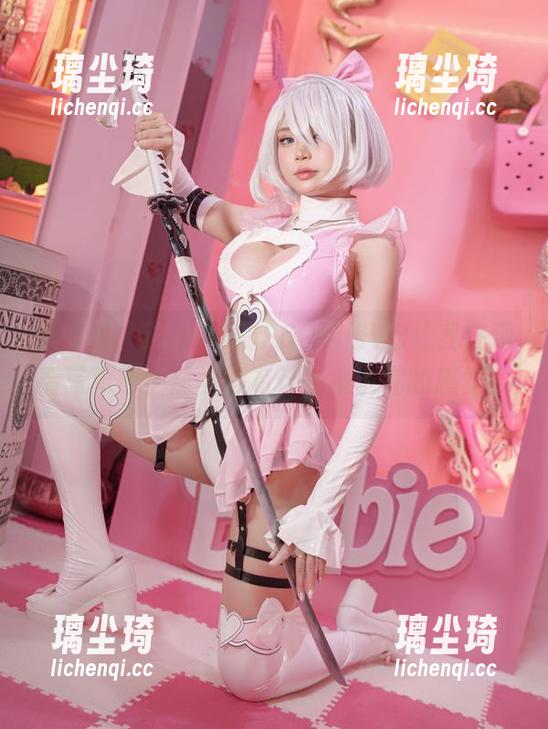 ZinieQ 说实话,ZinieQ的FGO玛修VR让我在观看写真时,总觉得有什么没说完的感觉。