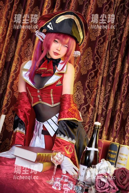 ZinieQ ZinieQ的新套图:这兔女郎到底是谁啊?