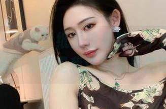 微密圈 – 高清壁纸重磅来袭，不爱笑的赛琳的体操服竟是我这周的最佳选择！