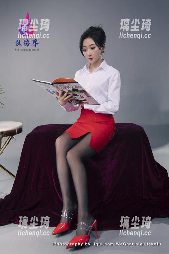 丽柜-伊园 丽柜 - 伊园的万圣节写真,真没想到原图能这么抓人眼球