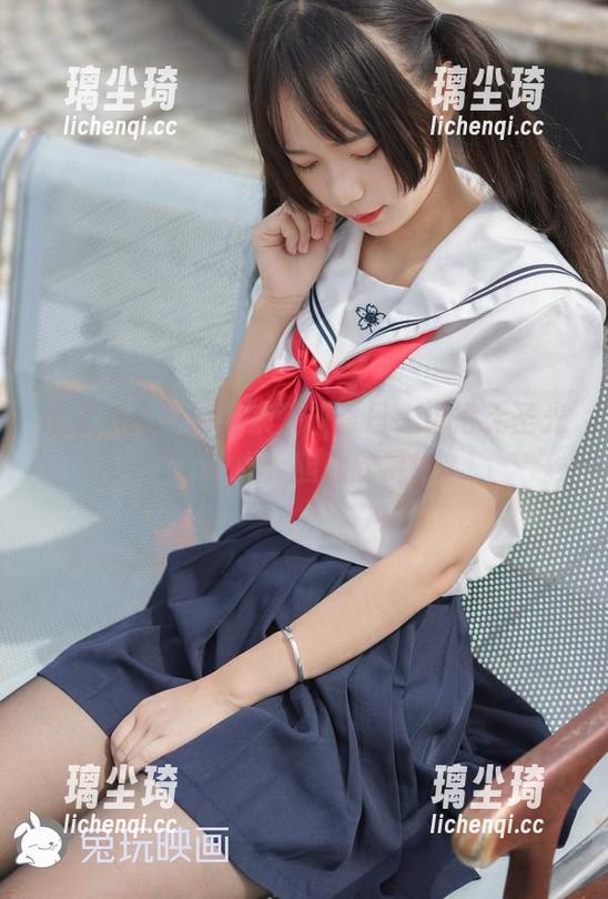 今天兔玩映画带来蓝柑夏日，记得无圣光，放心大胆地欣赏！