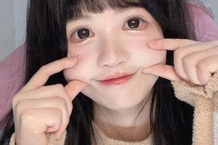 千反田鹿子的免费图册，谁说瑜伽不能性感？