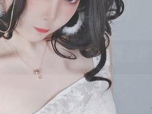 名赖弥七短裙高清图集，是在擦边吗？