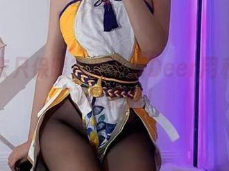 谁说毛衣只保暖？啾小妍Deer用私房写真证明能撩！