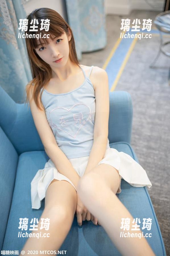 喵糖映画 在喵糖映画的高清写真中,少女肚兜就是街头的风景线!