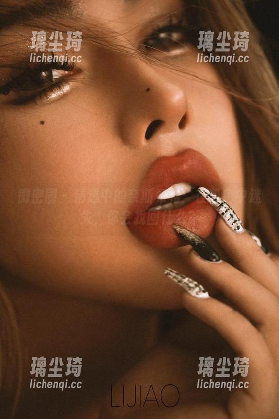 奈斯希希 微密圈 - 精选中的奈斯希希:在粉色中迷失,你会找回什么?