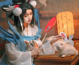 奶狮不咬人的女仆把福利和原图结合得太带劲了。