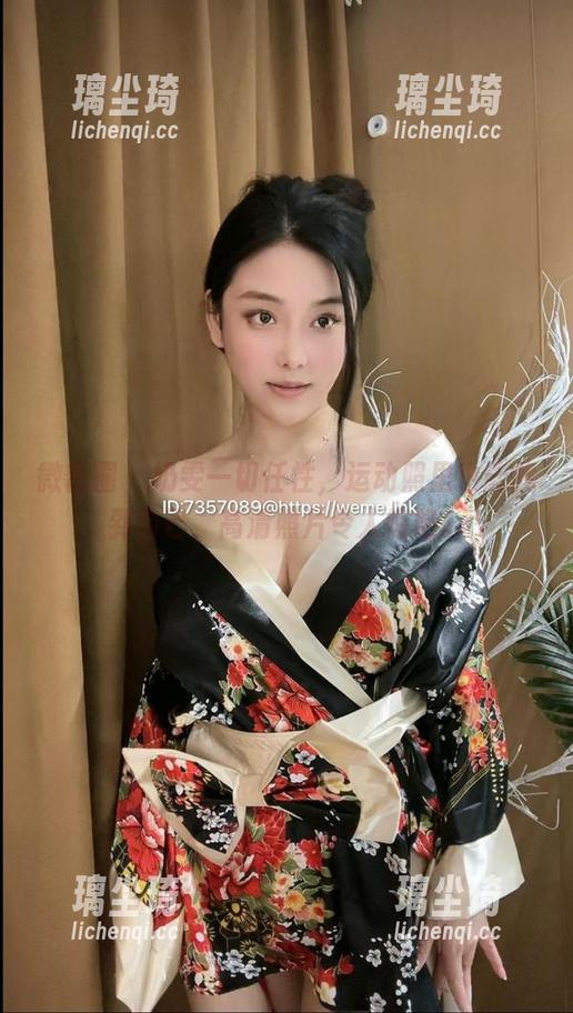 奶雯 微密圈 - 奶雯一切任性,运动照里也能找到自己,高清照片令人惊艳。
