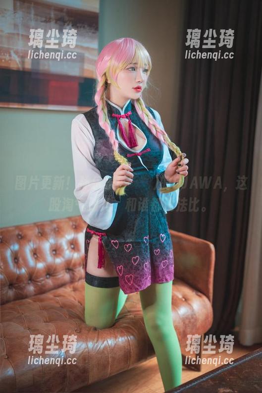 图片更新！孙乐乐(손예은)的DJAWA，这股淘气劲儿，和谁都没法比。