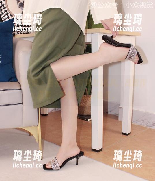 小众视觉-燕子 小众视觉 - 看燕子如何驾驭JK风,高清作品集,等你来评头论足。