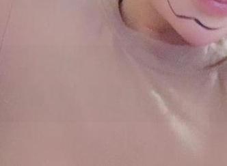 微密圈 – 小芯酱，真心觉得职业装里的气质是附加费吗？这些图片的资源牛啊！