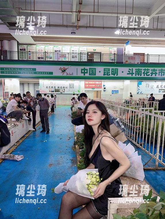 微密圈 - 这图包里的就是阿朱啊，际遇在午后阳光中透露出一丝……不止于图。