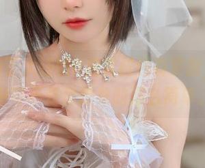 听说布丁大法的8月素材包有更新，图集中可不是你想象的那么简单。