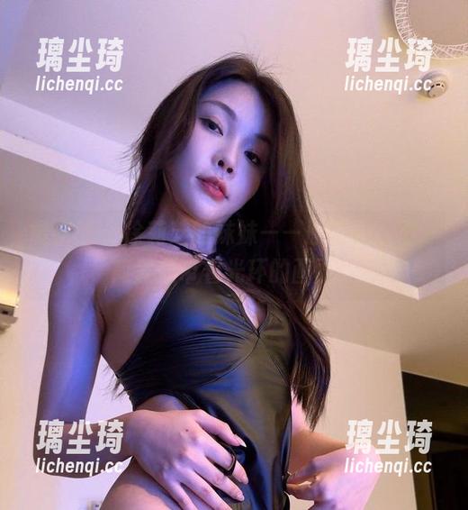 徐莉芝 微密圈 - 徐莉芝的妹妹——原图吗?不,简直是带着光环的画面!
