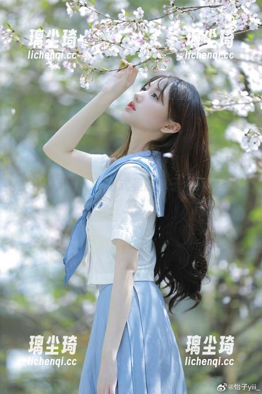 冰公主系列：开放式美的怡子yiii写真合集