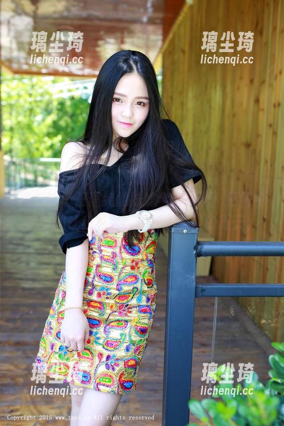 推女神-王语纯 推女神 - 王语纯的妹妹全套写真,原图中的氛围让我莫名联想到小时候的夏天。