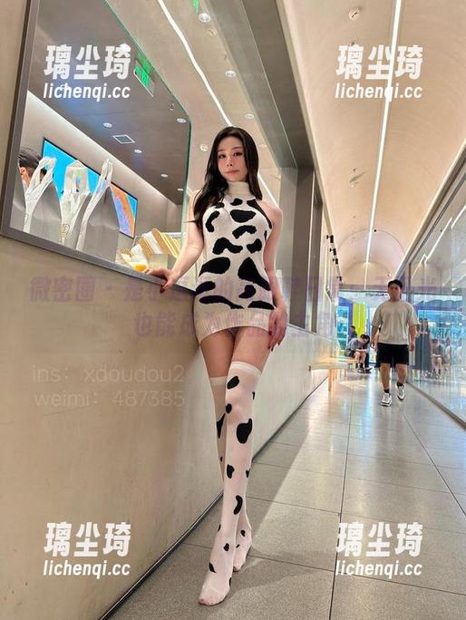 是小逗逗 微密圈 - 是小逗逗的高跟鞋日常:无圣光也能成为作品的主角