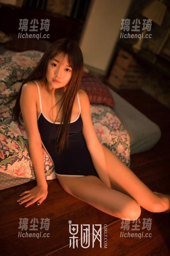 果团网-酸酱兔 果团网 - 原图不一般,酸酱兔的旅拍就像一碗魔法酸菜,着实让人放不下!