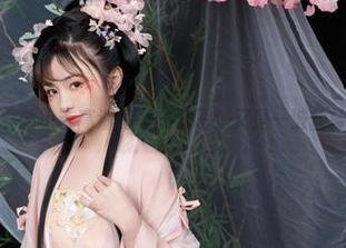 爆机少女喵小吉高清写真：好吧，又是一波丝袜的诱惑