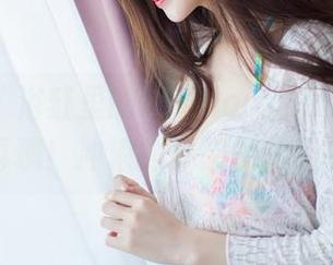 爱蜜社 – 浴缸里的逗逗doudou，套图分享再现！冲浪的梦想快来实现！
