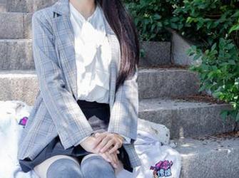 物恋传媒 – 观看小晴天，体操服里的那一丝轻巧与优雅