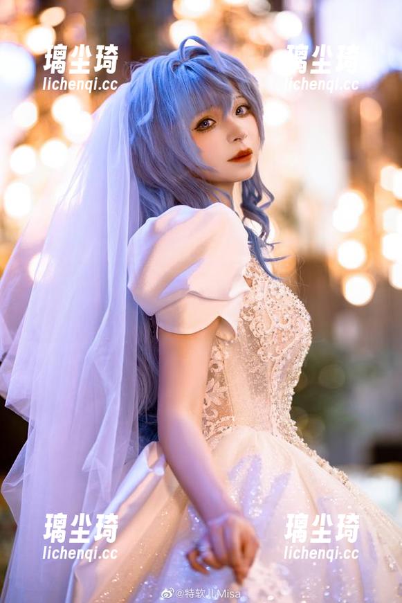 特软儿Sona 特软儿Sona在线:腥月合集,像成熟的水果,又有点难以捉摸。