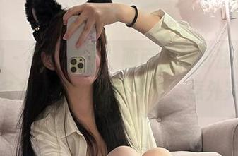 微密圈 – 高清妹子，画面里那份甜蜜，像对薯条放了玫桃泡芙一样，意外完美！