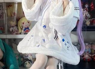 白栎Shirly制服精选，真是太会挑角度了，值得收藏。