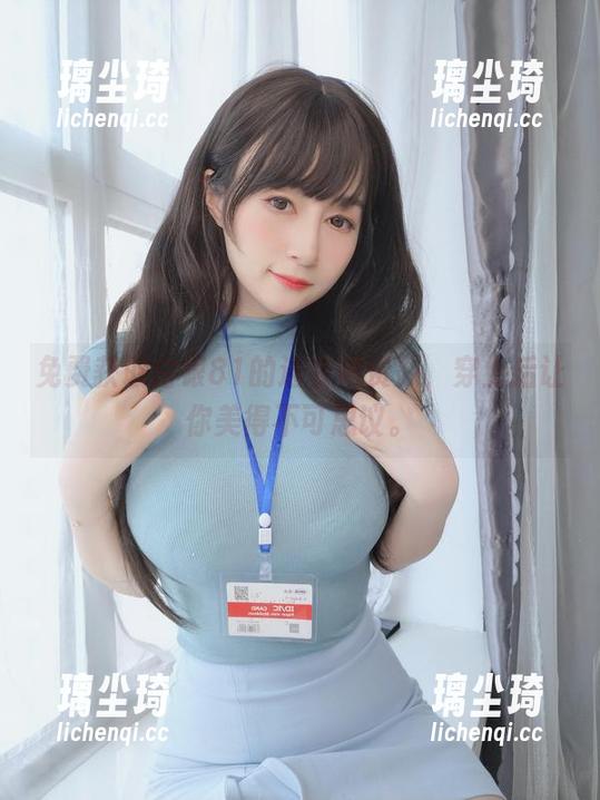 白银81 免费获取白银81的连衣裙资源,穿上后让你美得不可思议。