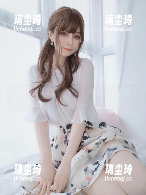 白银81的瑜伽图集分享：你见过这样的灵活性吗？