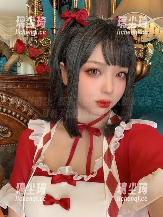 皮皮奶可可爱了啦 黑网袜图包:我是不是得去试试皮皮奶可可爱了啦的穿搭方式?