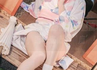 看神沢永莉在镜头前洗脑般展示魅魔利兹，下载一份，咱也来借个‘魔’！