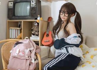 当你看到神沢永莉的礼服全套写真，确定不会转身逃跑的那种吸引力！